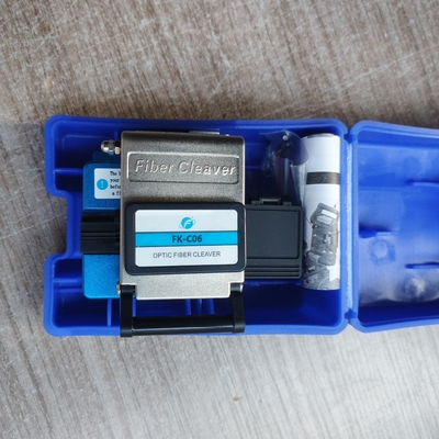High Precision Optical Fiber Cleaver Kit For 9-16mm Bare Fiber Cutting ≤0.5° Cutting Angle