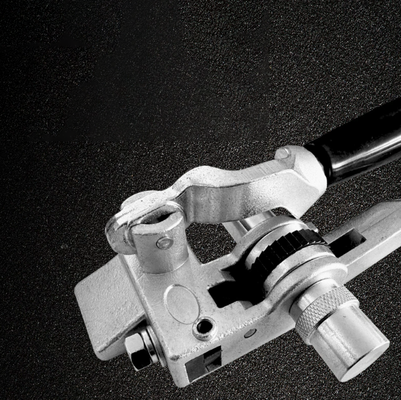Portable Manual Ratchet Pliers for Cutting and Tightening Metal and Stainless Steel Strapping Cable Ties and Packing.